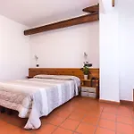 - Il Giardino Del Cigno Apartmanhotel