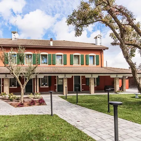 - Il Giardino Del Cigno Latisana