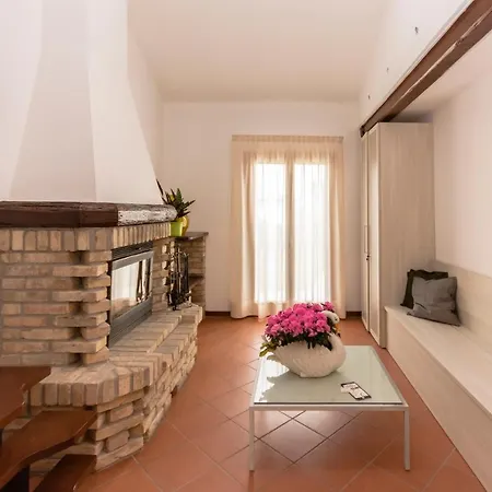 - Il Giardino Del Cigno شقة فندقية