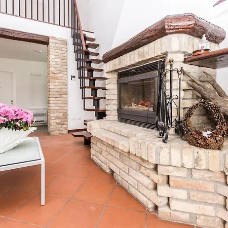 - Il Giardino Del Cigno