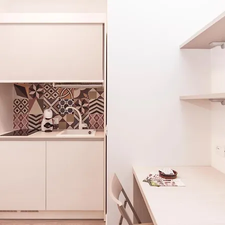 - Il Giardino Del Cigno شقة فندقية لاتيسانا