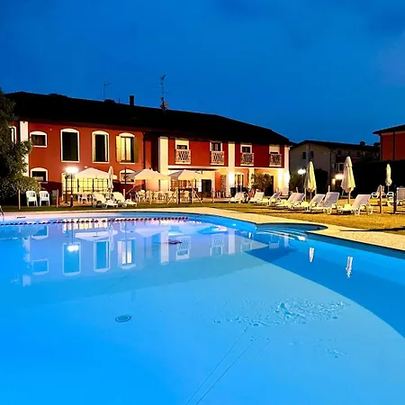 - Il Giardino Del Cigno