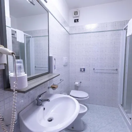 - Il Giardino Del Cigno 3* لاتيسانا