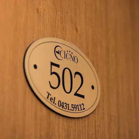 شقة فندقية - Il Giardino Del Cigno لاتيسانا