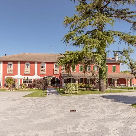 Apartmanhotel - Il Giardino Del Cigno