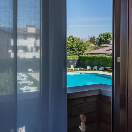 شقة فندقية - Il Giardino Del Cigno 3*