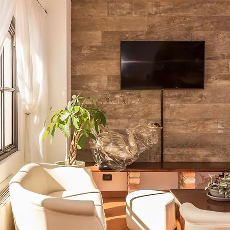 - Il Giardino Del Cigno 3* لاتيسانا