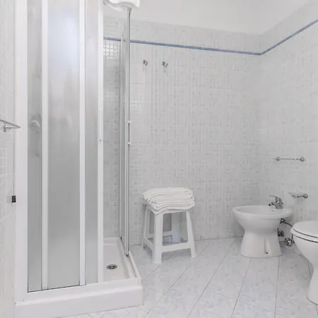 - Il Giardino Del Cigno 3*