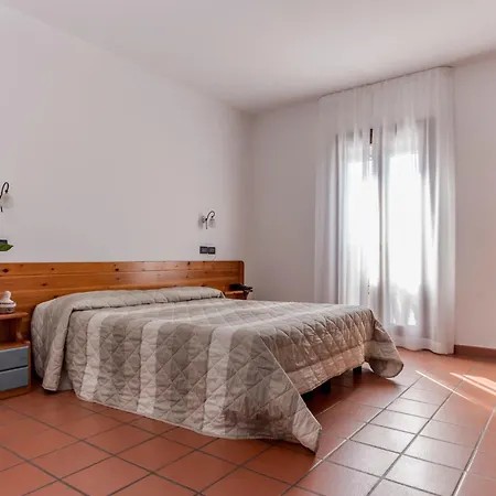 - Il Giardino Del Cigno لاتيسانا