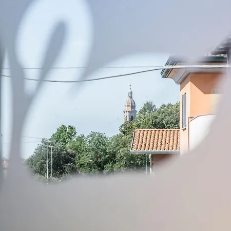 شقة فندقية - Il Giardino Del Cigno لاتيسانا